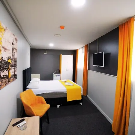 Polo Hotel